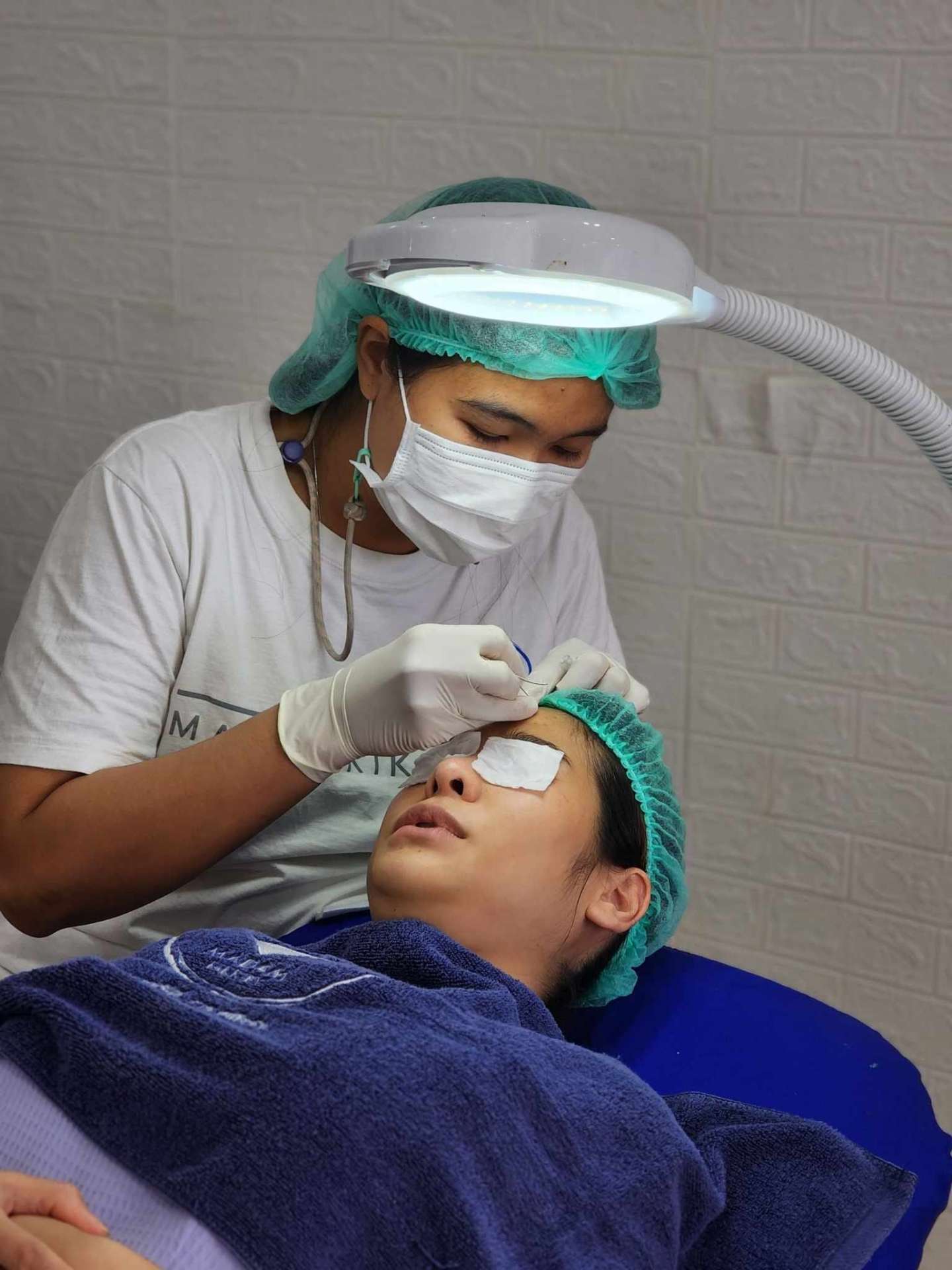 ผลลัพธ์การกดสิวกับพี่ต่าย